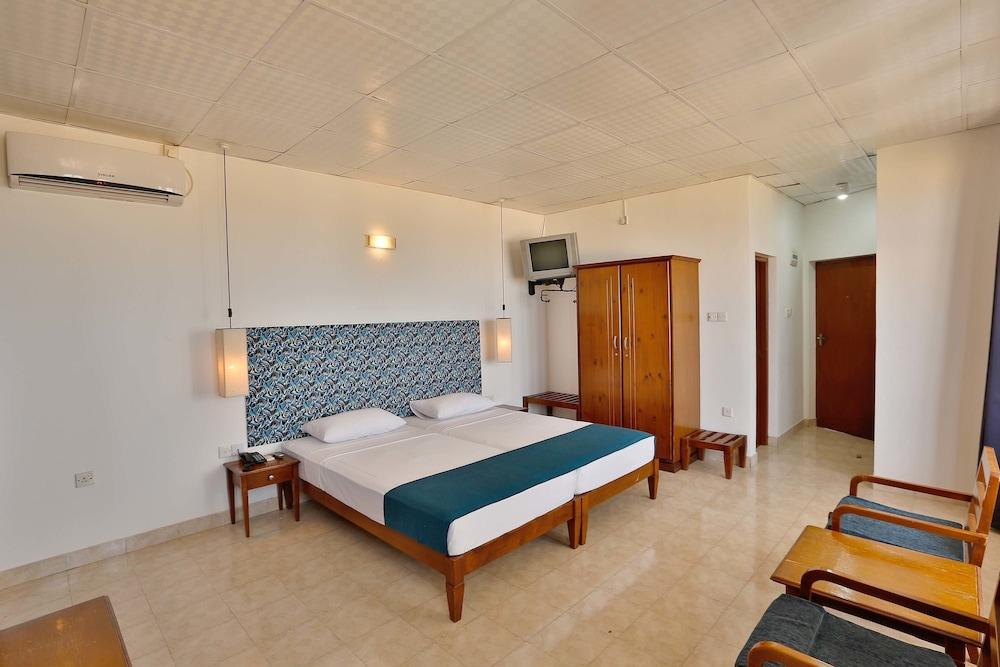 Zand Negombo Ettukala Exterior photo